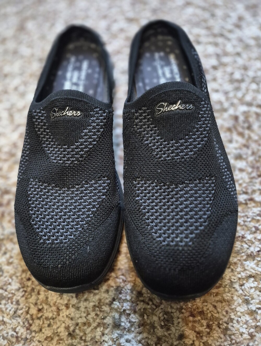Skechers Black and Gray Knit Slip-On Walking Shoes Size 9.5 Wide
